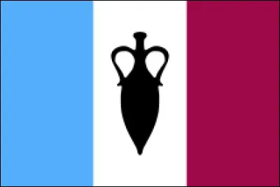 Qui a présenté l'émission "Groland" de 1992 à 2018 ?