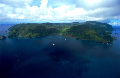 Dans quel pays se situent Isla Nublar et Isla Sorna, les îles qui accueillent les dinosaures ?