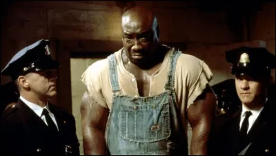 Dans quel film Paul Edgecomb est-il le gardien-chef dun bloc de condamnés à mort, où il rencontre John Coffey, un détenu doté de pouvoirs extraordinaires ?