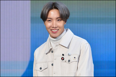 Parmi ces quatre chansons, laquelle est de J-Hope ?