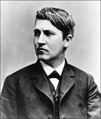 Quelle est l'invention de Thomas Edison qui a contribué à l'électrification des villes américaines ?