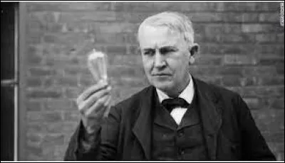 Quel est le nombre approximatif de brevets délivrés à Thomas Edison au cours de sa vie ?