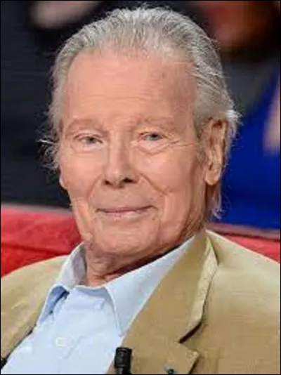 Acteur et écrivain, Jean Piat est né à Lannoy (Nord) le 23 septembre et meurt le 18 septembre 2018 à Boulogne-Billancourt (Hauts-de-Seine). Surtout acteur de théâtre, on se rappelle de lui dans le feuilleton télévisé ''Les Rois maudits'', où il interprète le rôle de Robert d'Artois. Sociétaire honoraire de la Comédie-Française, en quelle année est-il rentré dans cette institution culturelle ?