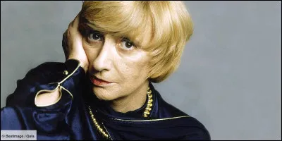 Françoise : c'est chez Françoise Sagan qu'un livre est intrus parmi ses écrits :