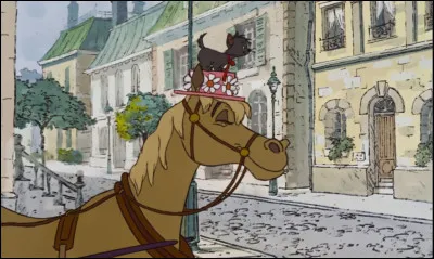 Frou-Frou : c'est la jument d'Adelaïde de Bonnefamille. Dans quel "Disney" la rencontrons-nous ?