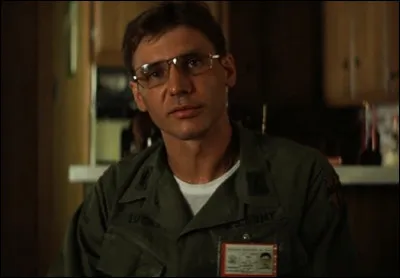 Harrison Ford apparaît en 1979 dans une séquence du film ''Apocalypse Now''. Qui est le réalisateur ?