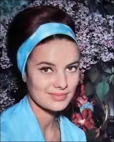 À qui doit-on la pièce "Vogue la galère" ?