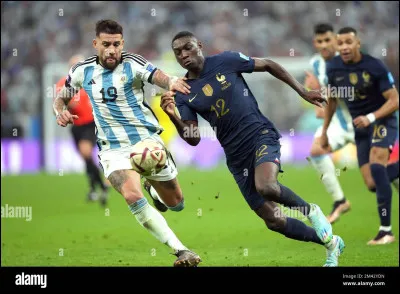 Dans quel club joue Randal Kolo Muani ? (février 2024)