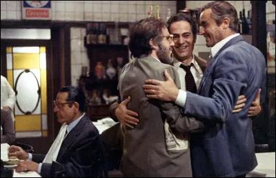 "Nous nous sommes tant aimés" (C'eravamo tanto amati), film italien, sorti en 1974, a été réalisé par ...