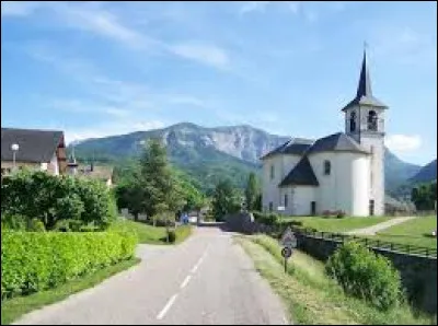 Je vous emmène en Auvergne-Rhône-Alpes, à Saint-Cassin. Village de l'aire d'attraction Chambérienne, il se situe dans le département ...