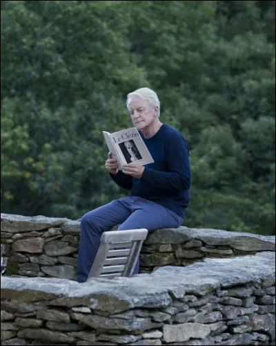 Cette comédie avec Dussollier est...