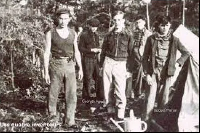 Durant quelle décennie quatre jeunes garçons ont-ils découvert la grotte de Lascaux ?