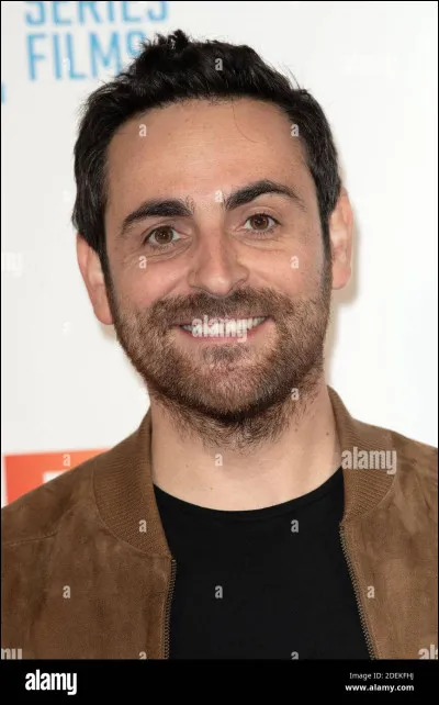 Quelle émission n'est pas présentée par Camille Combal ?