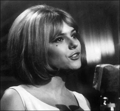 Ce 20 mars, France Gall remporte le concours de l'Eurovision avec "Poup&eacute;e de cire poup&eacute;e de son" : c'&eacute;tait en ...