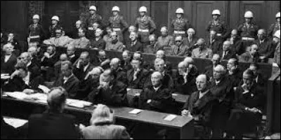 Ce 20 novembre, s'ouvre le proc&egrave;s de Nuremberg : c'&eacute;tait en ...