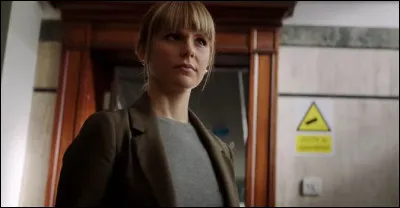 Voici le personnage d'Emma. Dans quelle série Netflix la voit-on comme ici ?