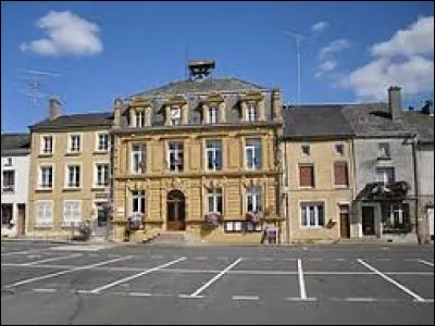 Je vous emmène maintenant à la frontière belge, à Carignan. Ville de l'arrondissement de Sedan, elle se situe dans le département ...