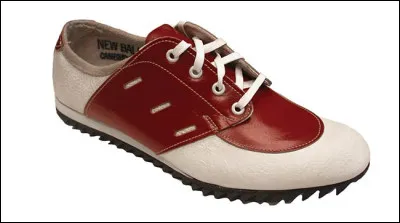 Quelle est la première chaussure de running à être fabriquée par New Balance ?