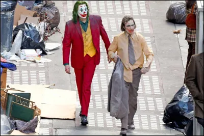 Qui interprète "Qui de nous deux" ?