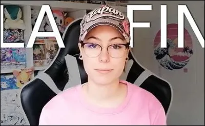 Qui est cette youtubeuse ?