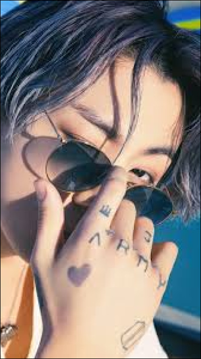 Quel membre du groupe voudrais-tu avoir en fond décran ?