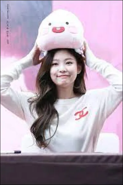 Quand Jennie a-t-elle débuté ?