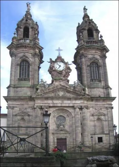 Dans quelle ville se trouve cette glise ?