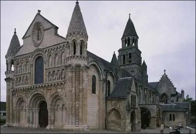 Dans quelle ville se trouve cette glise ?