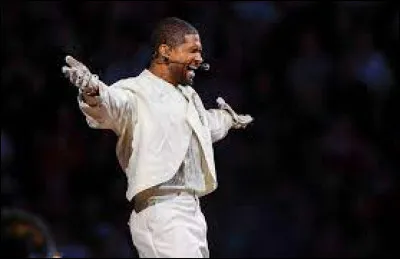 Qui est cet homme, qui a chanté lors du SuperBowl ?