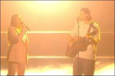 Quelle chanson a été interprétée par Héléna et Pierre ?