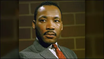 Qui partage la même année de naissance que Martin Luther King Jr. ?