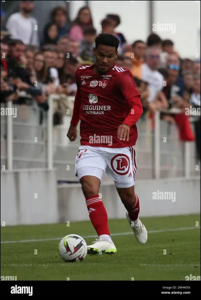 Quel est le poste de Kenny Lala ?