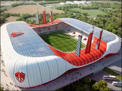 Un nouveau stade va être construit. Quand vont commencer les travaux ?