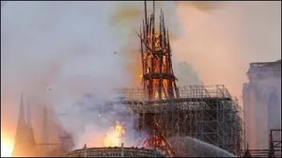 Elle a brûlé durant...