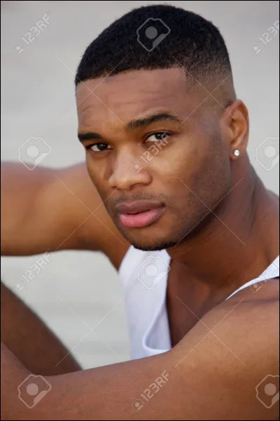 Quel type de regard te fait le plus craquer chez un homme ?