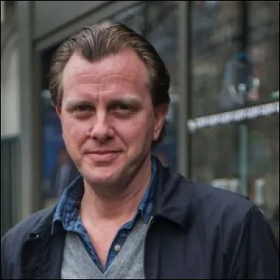 Il est le fils aîné d'un chanteur très célèbre décédé à 39 ans qui avait marqué les années 70. Quel est son prénom ?