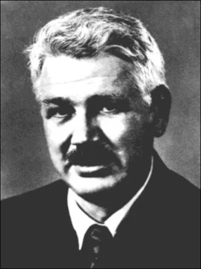 Selon Henry de Lesquen, combien y a-t-il de races humaines et comment les appelle-t-il ?