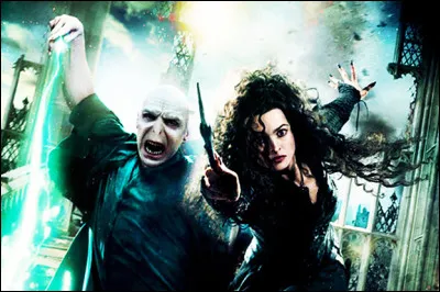 Bien, je commence une histoire. Tu tappelles Camille. Tes parents sont Voldemort et Bellatrix. Ils te proposent de les rejoindre. Que fais-tu ?