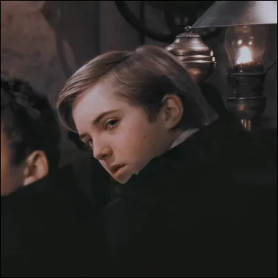 Quelle est la maison d'Ernie MacMillan ?