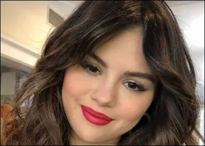 Combien de singles a-t-elle sortis ?