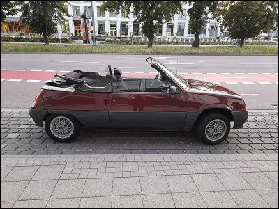 Pour Nadine de Rothschild, à quelle heure rentre la baronne ?