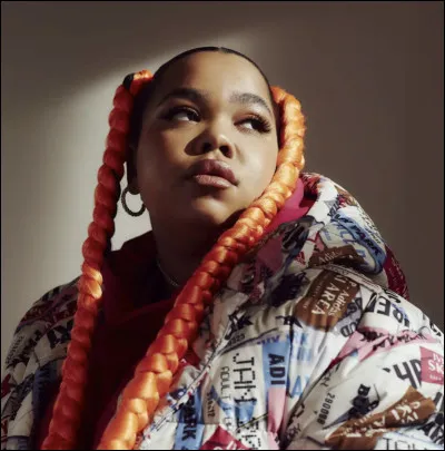 Complète les paroles : When ... turns upside down
And you're ... to the ground
And the ocean's ...
Got you feeling low