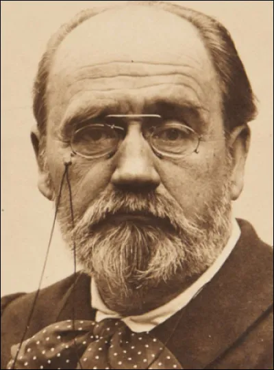 Émile Zola repose au Panthéon.
