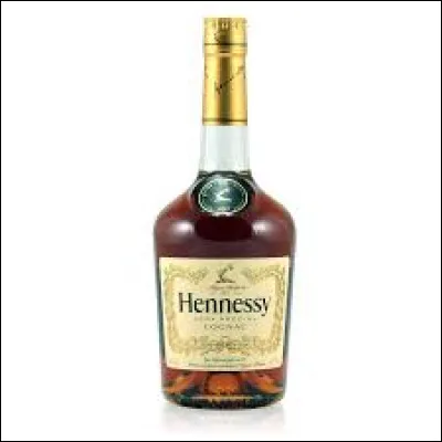 Quel rappeur chante "Hennessy" ?
