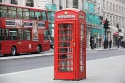 Où retrouve-t-on ces célèbres cabines rouges ?