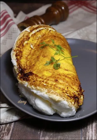 Voici encore une magnifique omelette emblématique du Mont Saint-Michel :