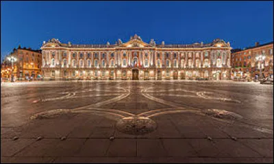 En France, où se trouve la place du Capitole ?