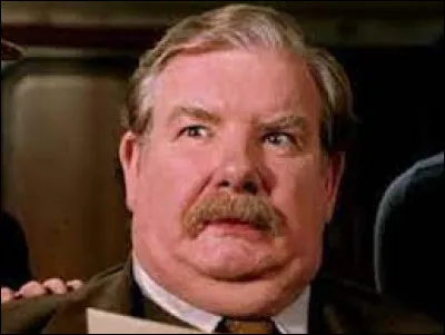 Il hurle que, l'année dernière, il en avait eu 37. Que lui répond son père pour le calmer ?