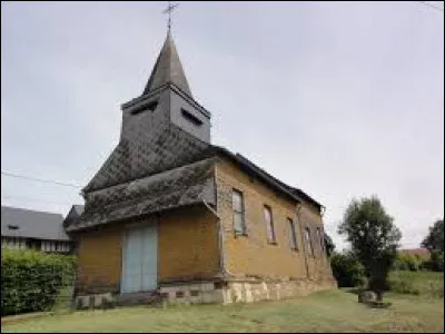 Nous terminons notre balade au pied de l'église Saint-Nicolas, à Rouvroy-sur-Serre. Petit village de 39 habitants, dans l'arrondissement de Vervins, il se situe dans le département ...