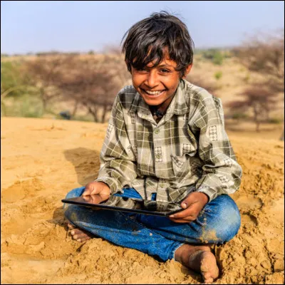 Qui interprète les paroles "♫ Vivre ma vie comme un gitan avoir la musique dans le sang ♪..." ?